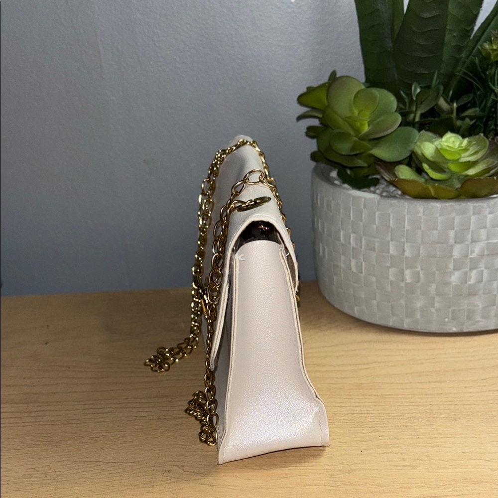 Shimmer White Crossbody Bag with Gold Chain - Picture 3 of 7